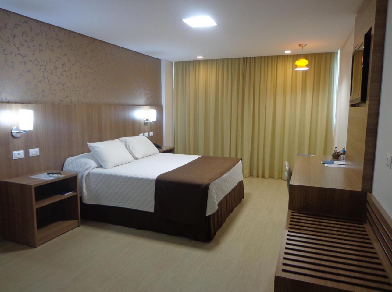 Foz Presidente Comfort Hotel Фос-ду-Игуасу Экстерьер фото