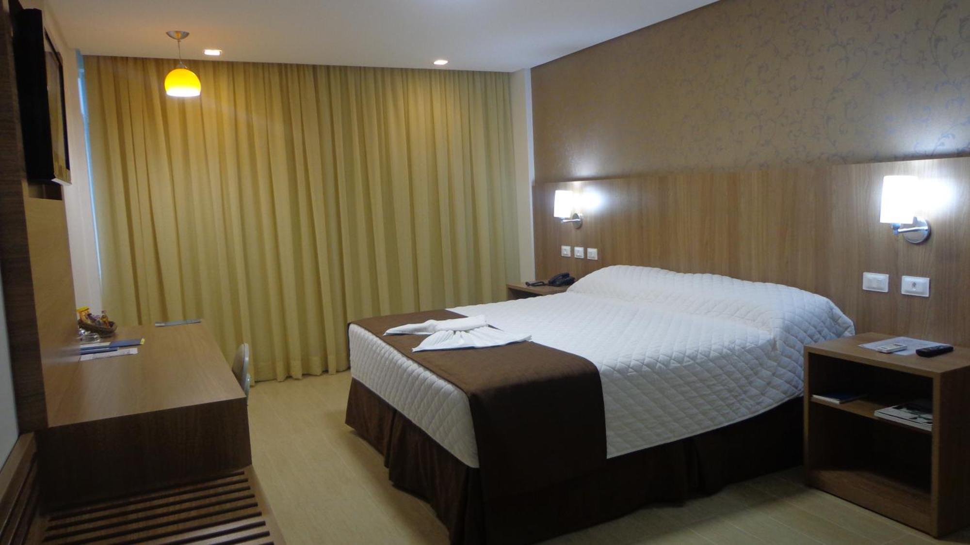 Foz Presidente Comfort Hotel Фос-ду-Игуасу Экстерьер фото